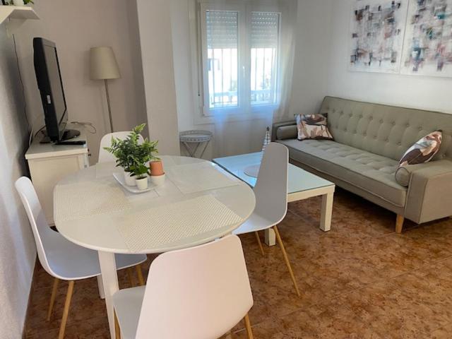 Apartamentos Playa D Y G Sant Carles De La Rapita Exterior photo